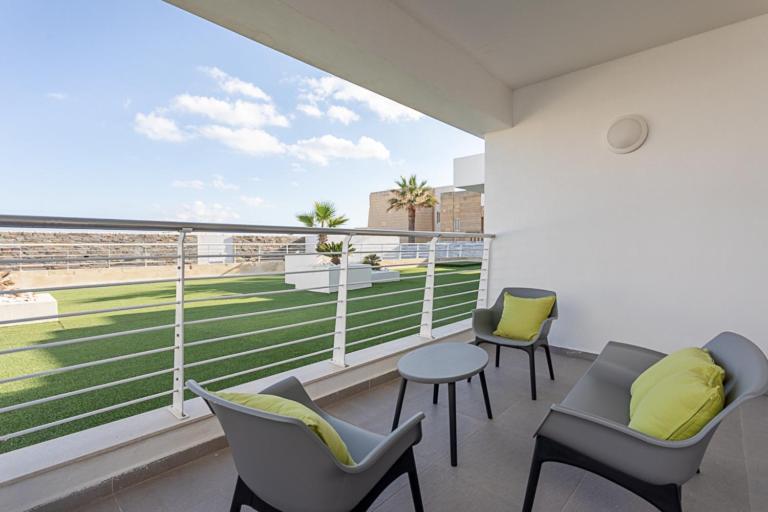 The Sea-Bank Villa Apartments Марсаскала Экстерьер фото